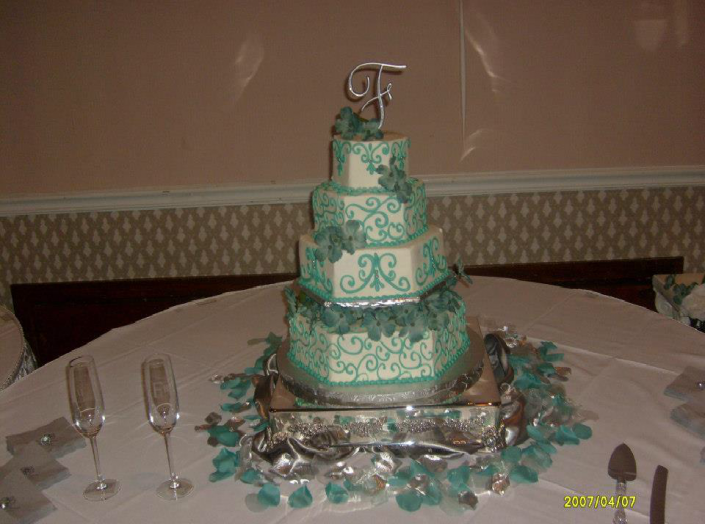 Enjoy something sweet for your wedding! 